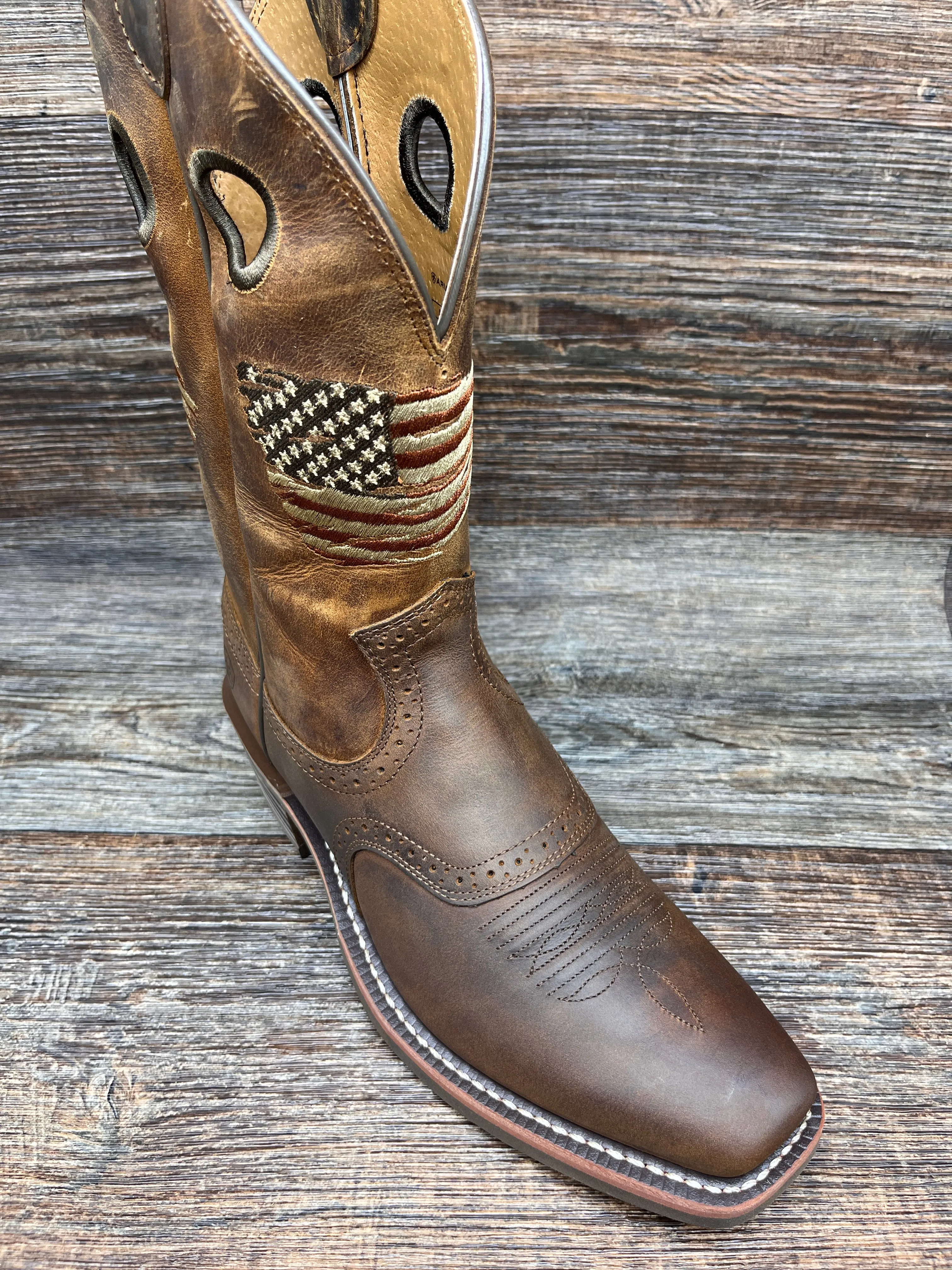 10040348 Men's Roughstock Patriot Square Toe Western Boot