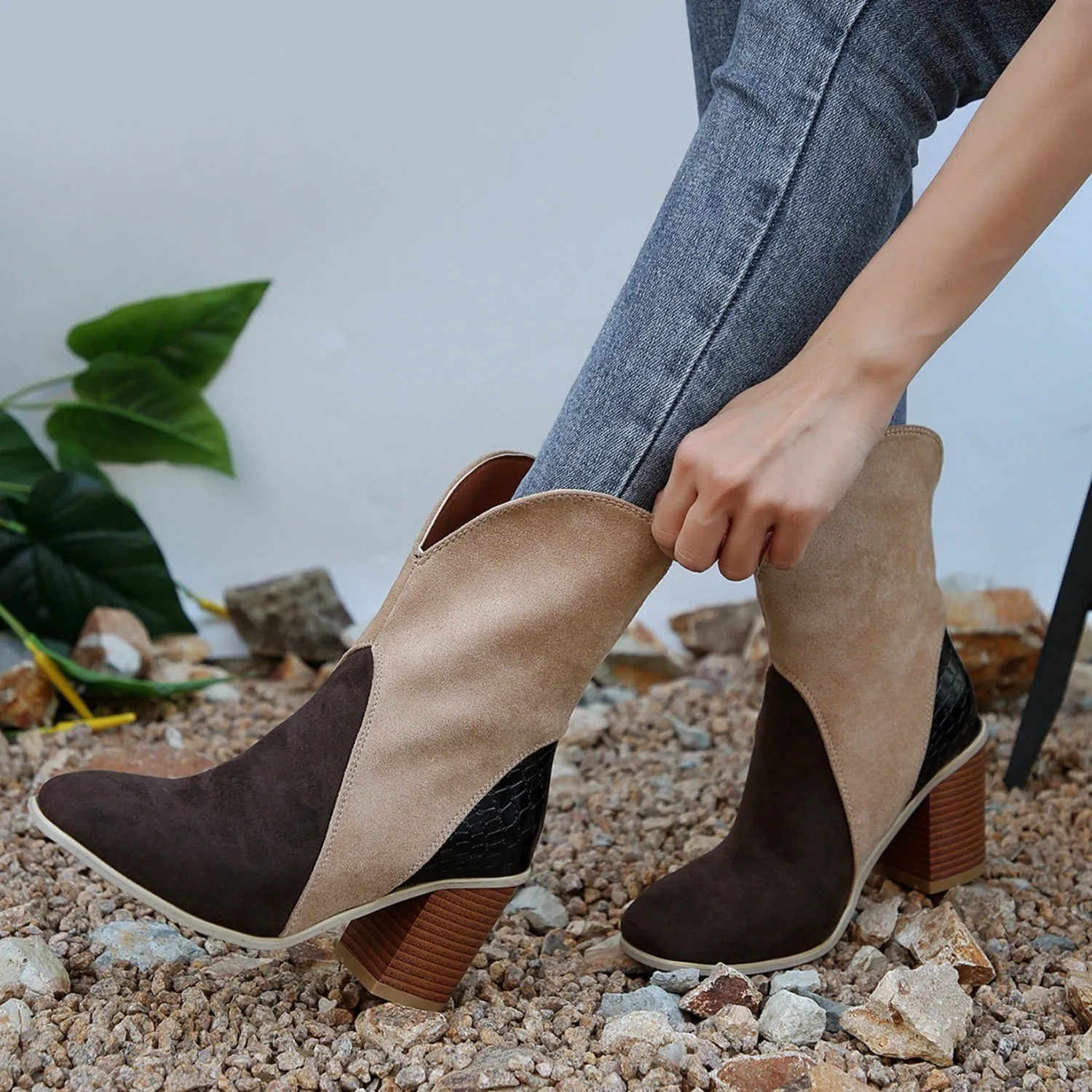 4 COLORS - Suede Square Toe Block Heel Boots