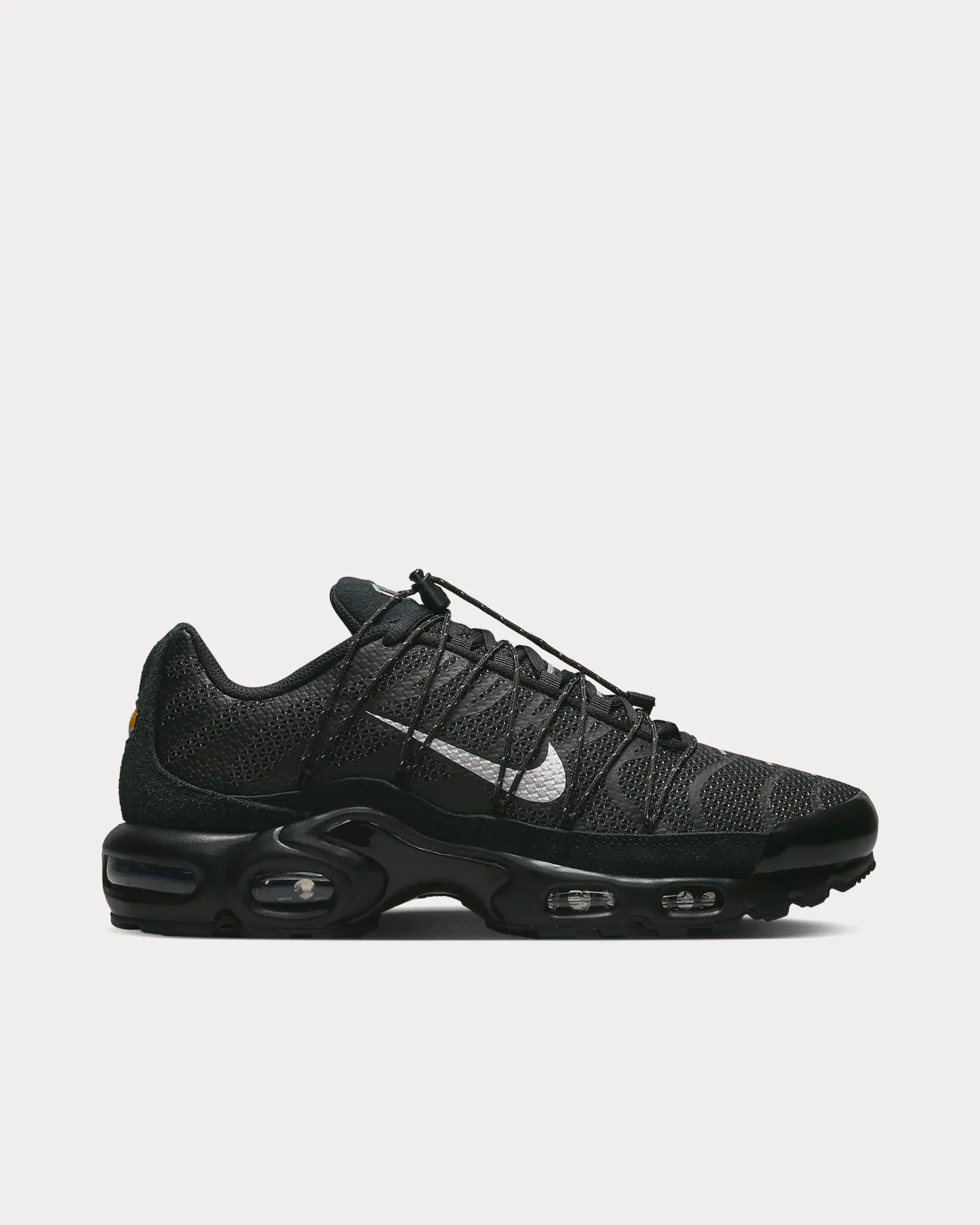 Air Max Plus Utility Black / White / Metallic Silver Low Top Sneakers