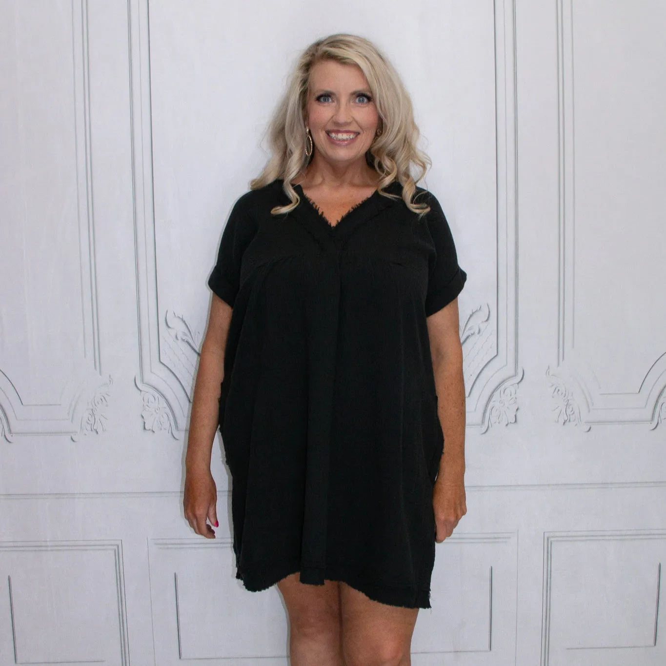 BLACK DOUBLE GAUZE RAW EDGE V-NECK DRESS