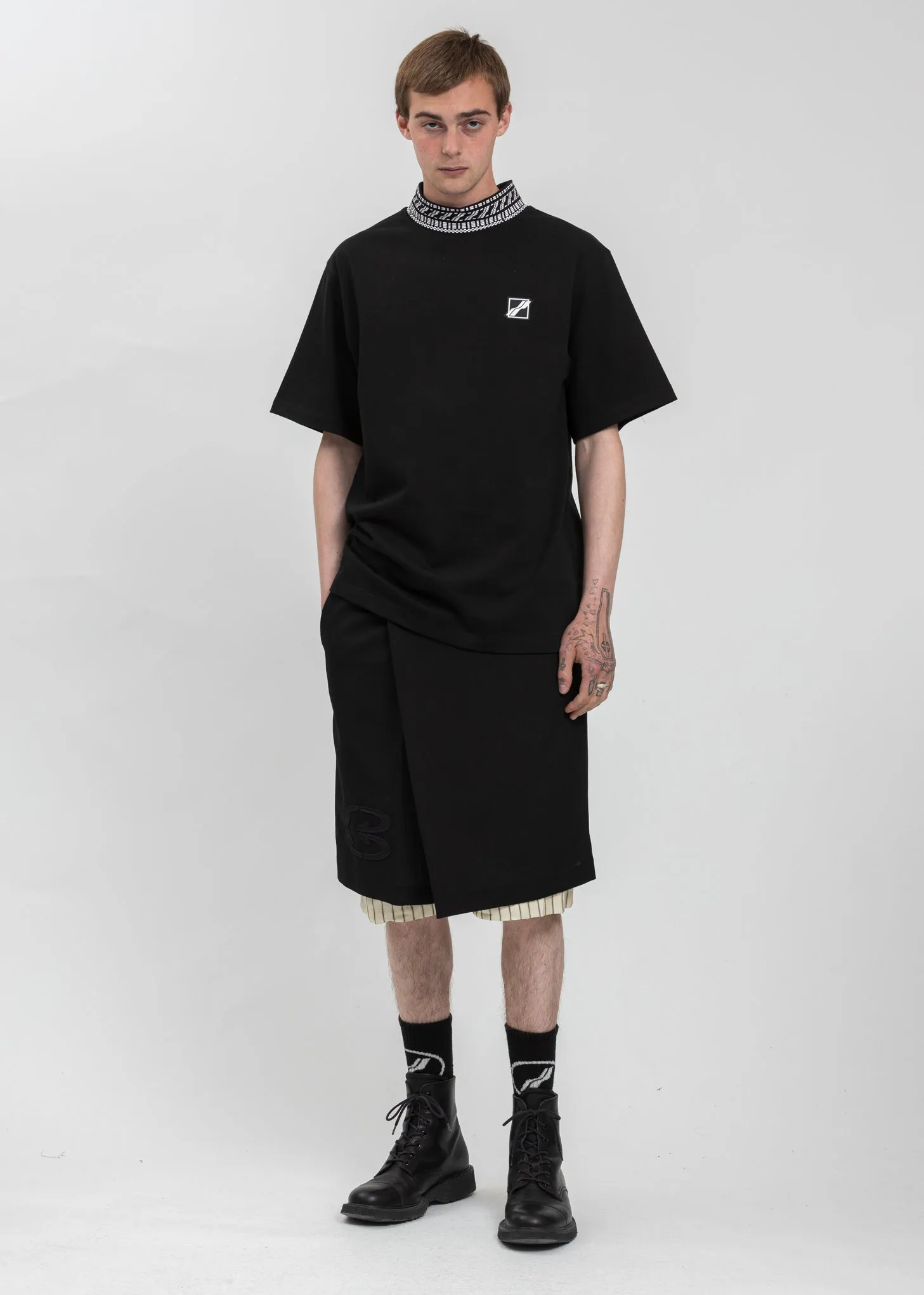 Black High Neck Logo 1/2 T-Shirt