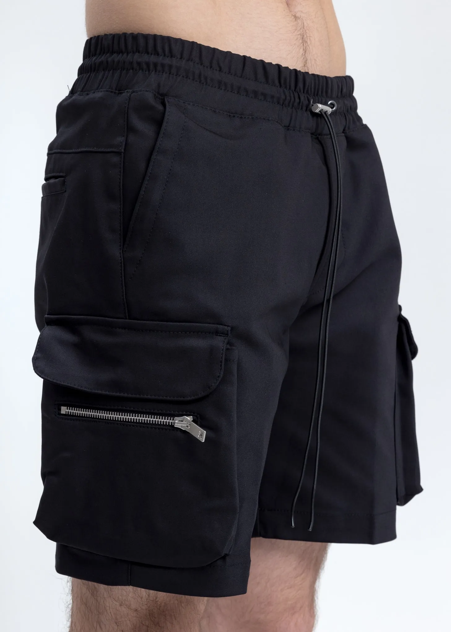 Black Relaxed Short