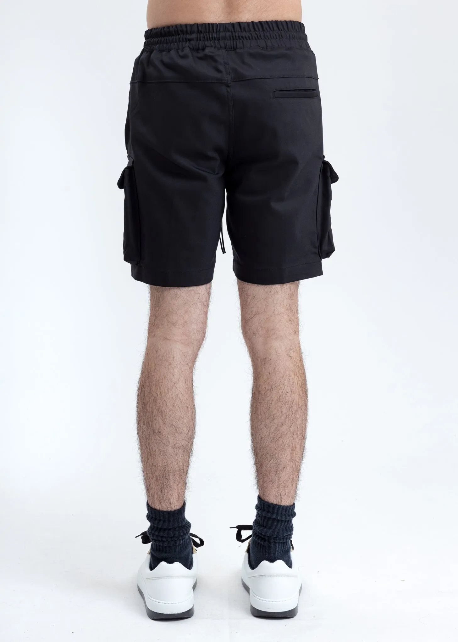 Black Relaxed Short