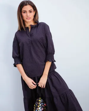 BUP Margit top in night