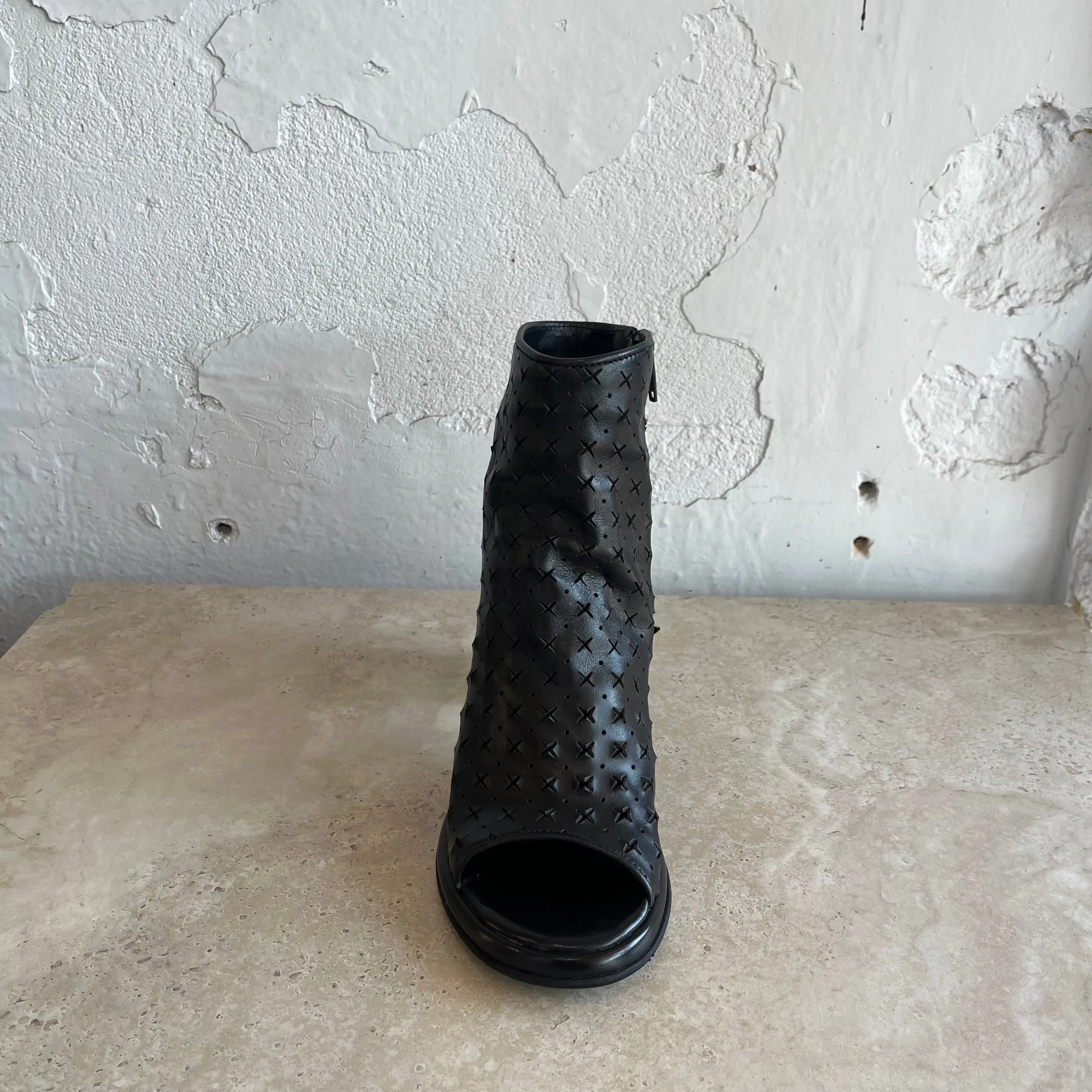 Felmini D799 Black