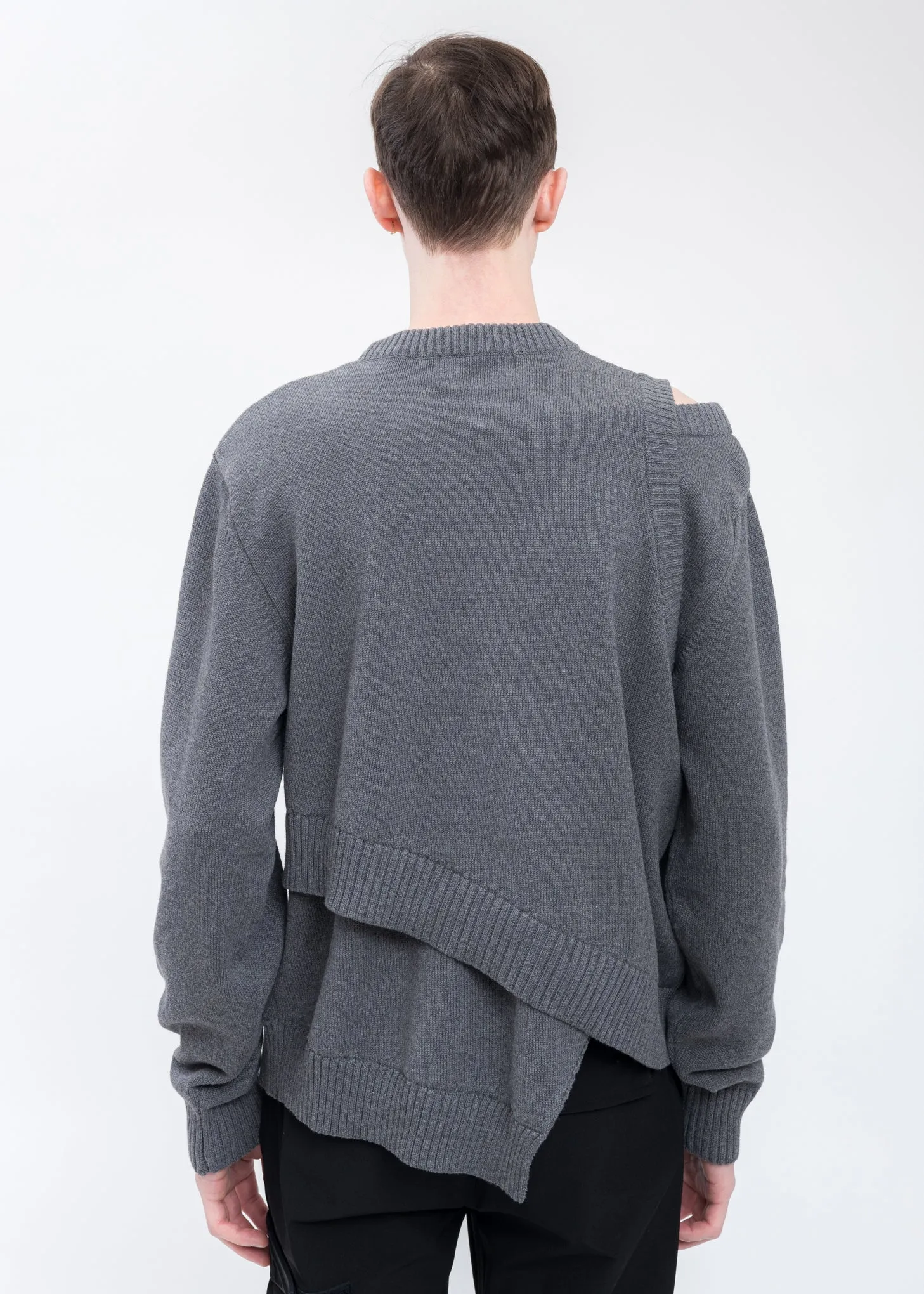 Grey Layered Knit With INTARSIA HE Logo