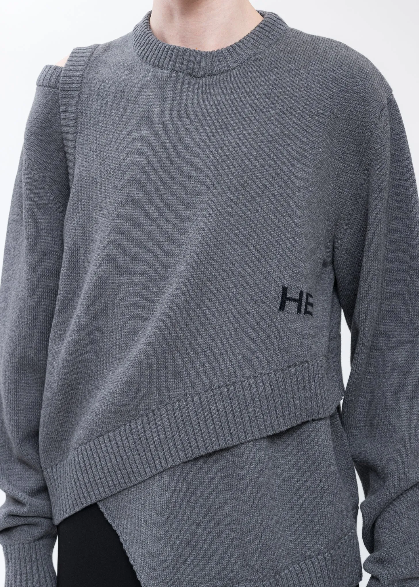 Grey Layered Knit With INTARSIA HE Logo