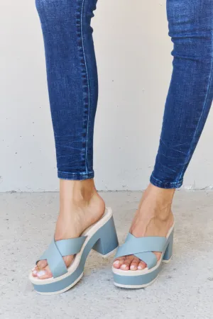 Vegan Leather Contrast Platform Sandals in Light Blue
